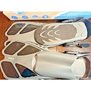 Greatever Snorkel Fins Sz Small  New in Box